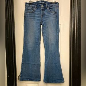 016 American Eagle AE-Hipster Lowrise Vintage Style Bell Bottoms